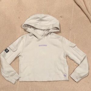 Abercrombie & Fitch Kids Cream Crop Hoodie with Purple Logo M 7/8 kt2